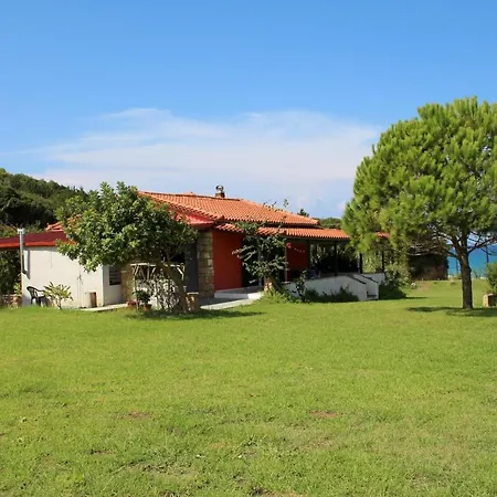 Holiday home Dionisios *