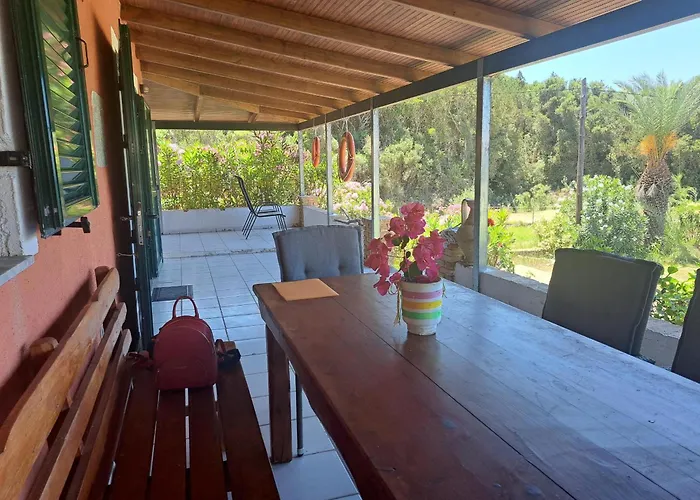 Dionisios Kástro Tornéze